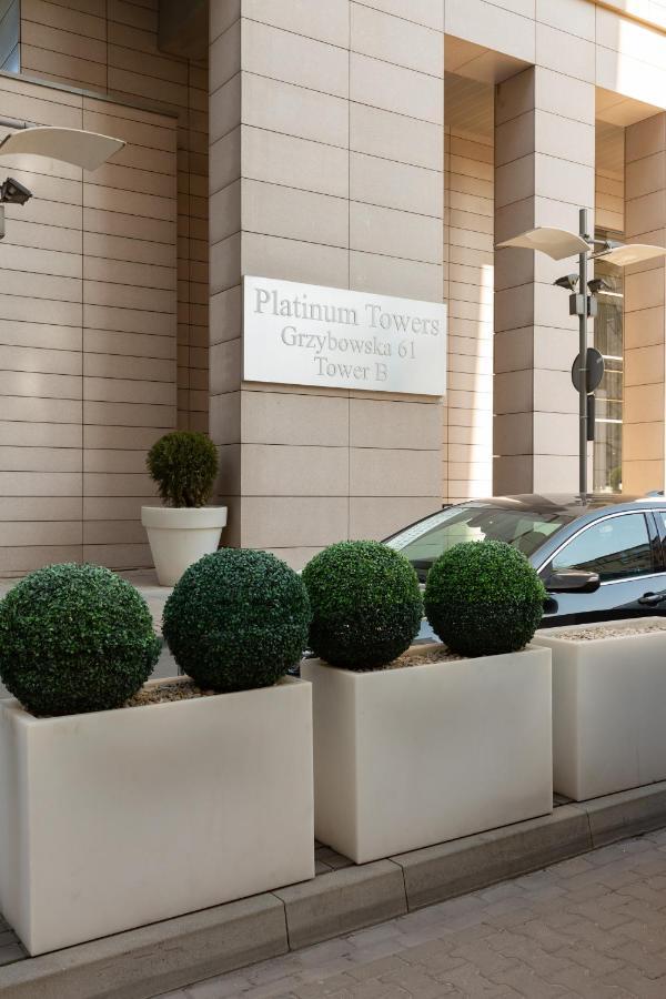Platinum Towers Apartment With Parking By Renters Prestige Warsaw Ngoại thất bức ảnh