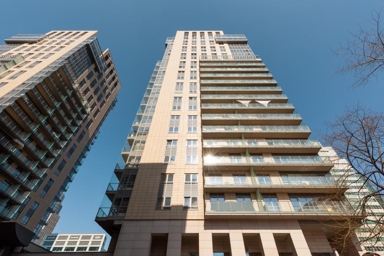 Platinum Towers Apartment With Parking By Renters Prestige Warsaw Ngoại thất bức ảnh