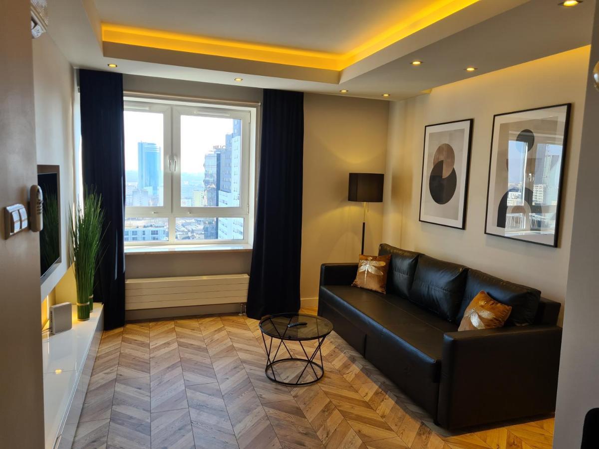 Platinum Towers Apartment With Parking By Renters Prestige Warsaw Ngoại thất bức ảnh
